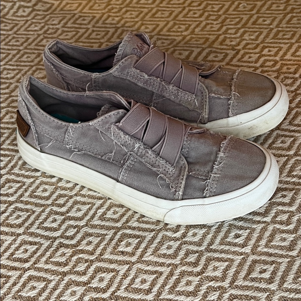 Stylish Lavender Kids Shoes